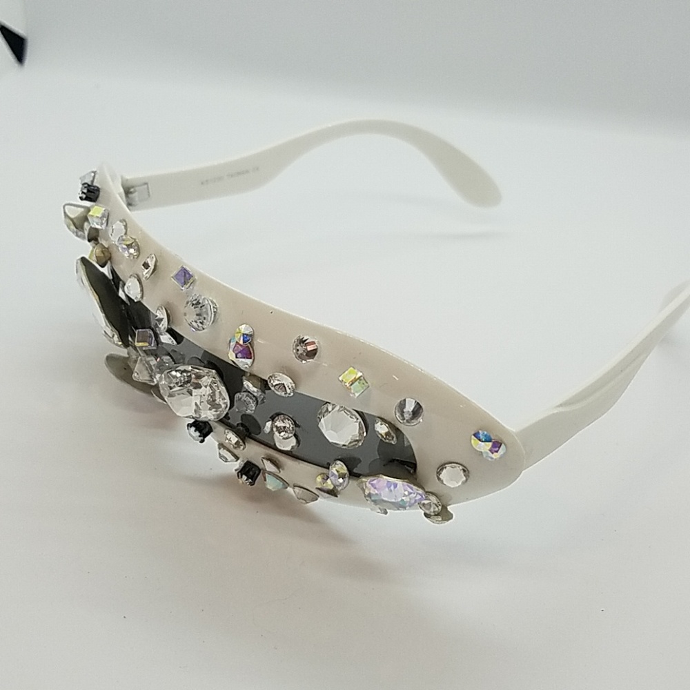Hellion Stellar Glasses Sample - image 5